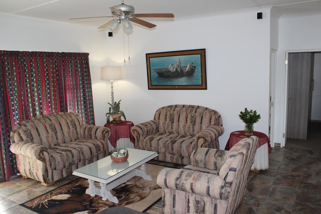 Van Biljon Cottage No Loadshedding Oudtshoorn Εξωτερικό φωτογραφία